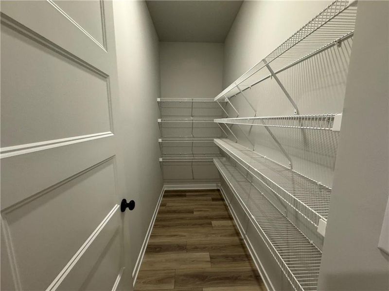 Spacious, unfurnished interior of a new home in Rosewood Lake Preserve, Hoschton (Image 27).
