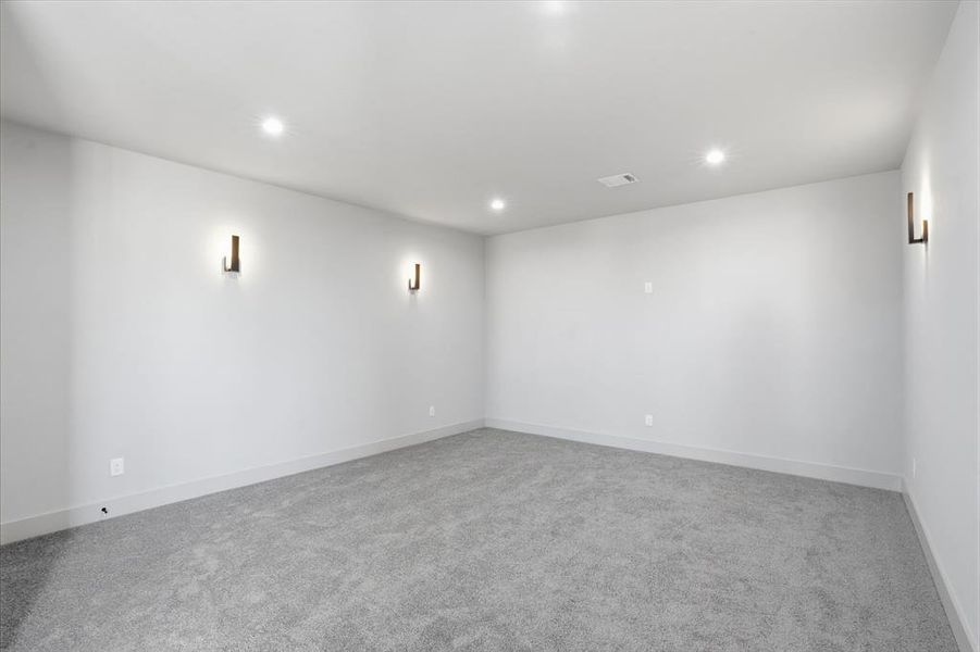 Spacious, unfurnished interior of a new home in , Heath (Image 33). Spacious, unfurnished interior of a new home in , Heath (Image 33).