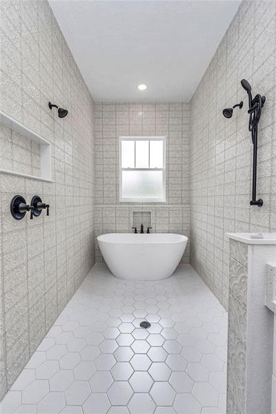 Close-up of interior finishes inside a home in , Ocala (Image 18).