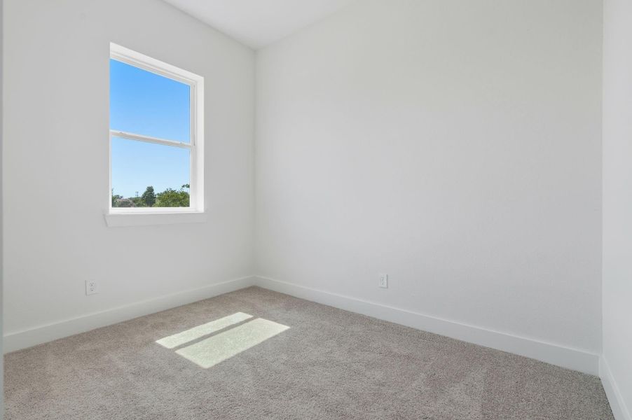 Spacious, unfurnished interior of a new home in , Houston (Image 13).
