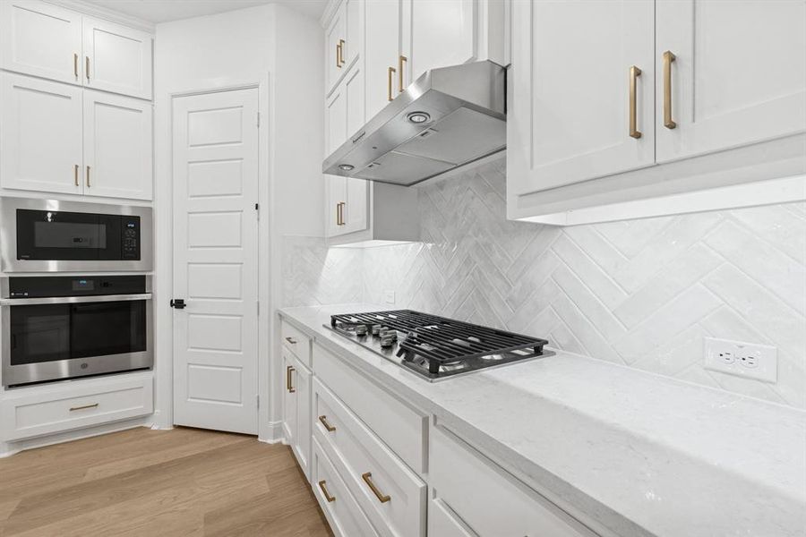 Close-up of interior finishes inside a home in Hillside at Las Colinas, Irving (Image 13).