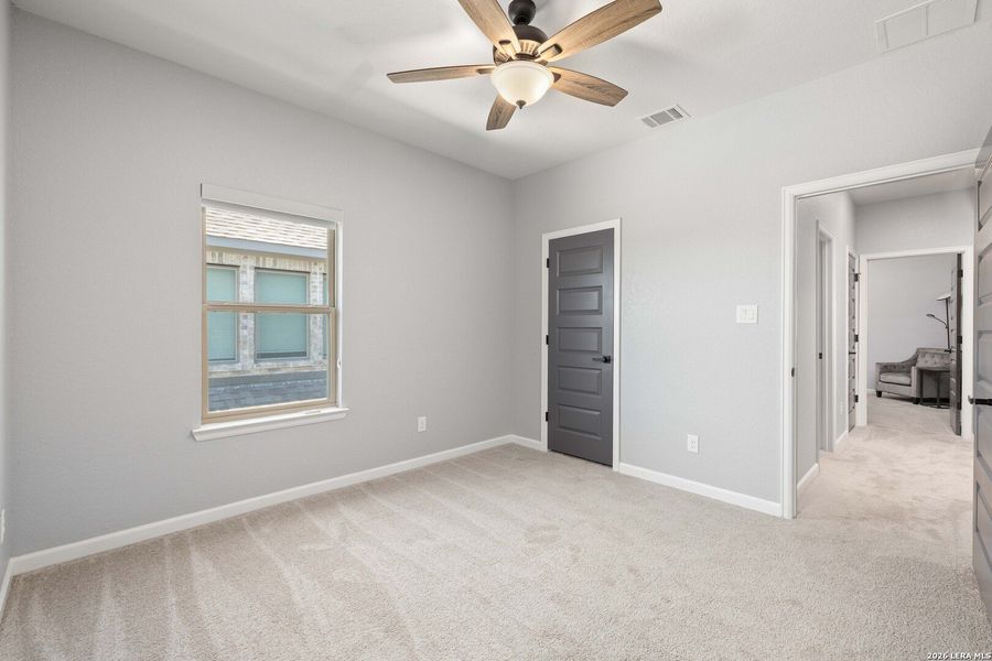 Spacious, unfurnished interior of a new home in Kallison Ranch, San Antonio (Image 24).