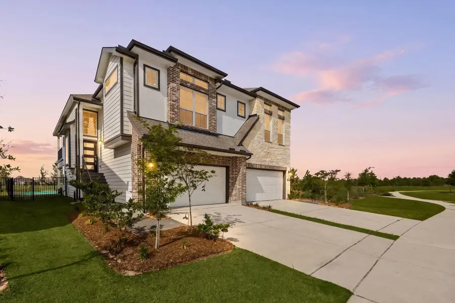 Stress free living, the exterior of the home and roof are maintained by the homeowners association.