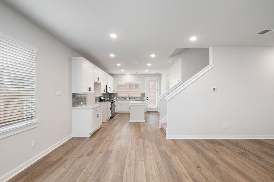 Image 37 of a home in Park Central.