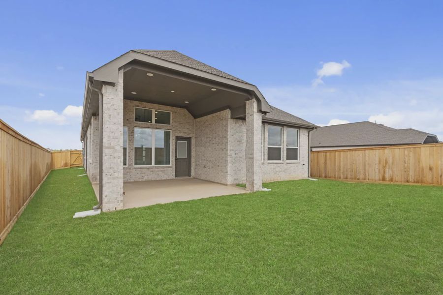 Representative exterior details of a home built from the Marion by Chesmar Homes in Bridgeland, Elgin (Image 3).