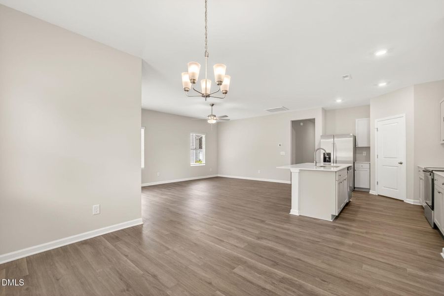 23-web-or-mls-DSC01502 23-web-or-mls-DSC01502