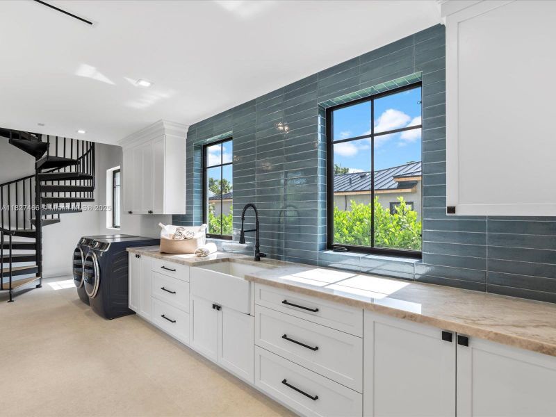 Furnished interior view inside a new home in , Miami (Image 34).