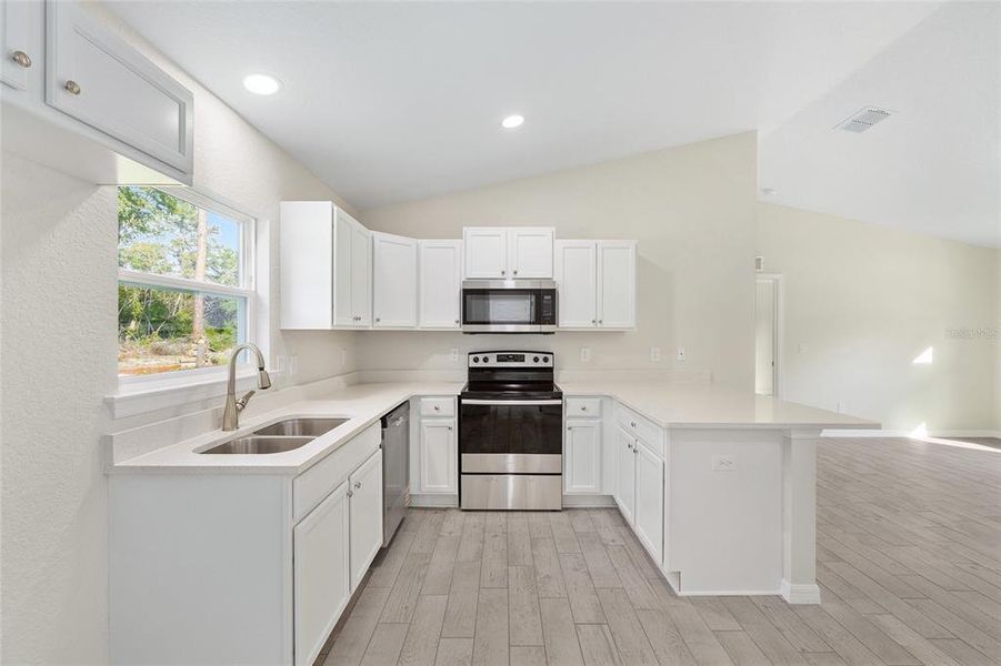 Furnished interior view inside a new home in , Ocala (Image 6).