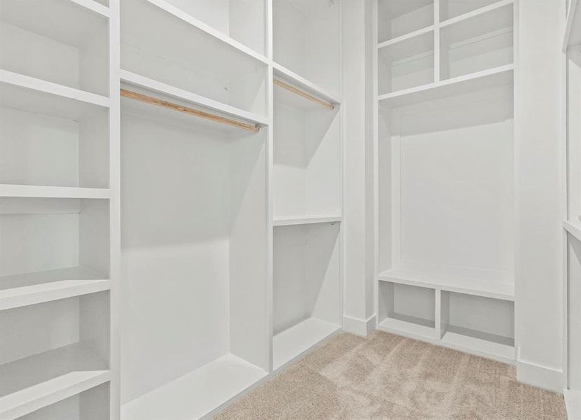 Spacious, unfurnished interior of a new home in , Dallas (Image 11).