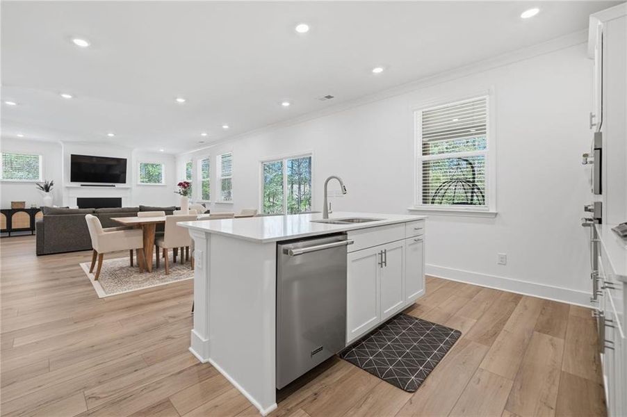 Furnished interior view inside a new home in , Dallas (Image 14).