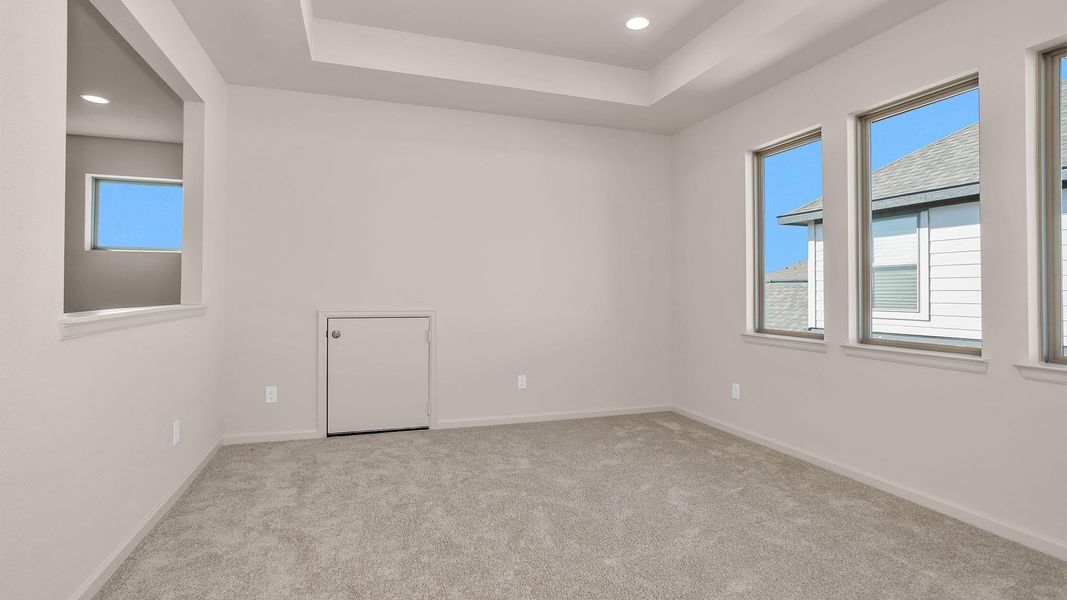 Spacious, unfurnished interior of a new home in Candela South 50', Richmond (Image 11).