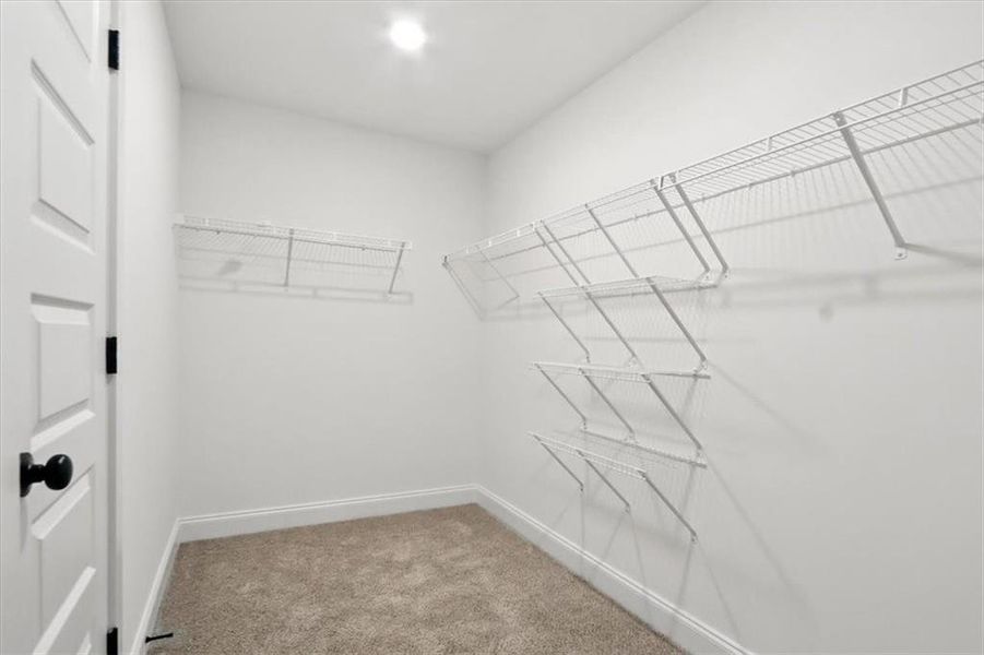 Spacious, unfurnished interior of a new home in , Hartwell (Image 21).