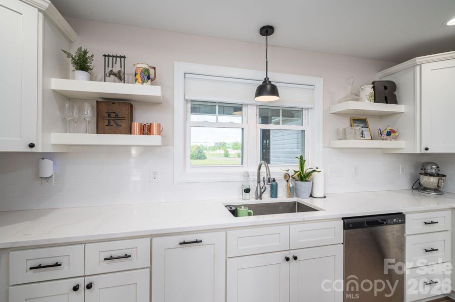 Furnished interior view inside a new home in , Lincolnton (Image 17).