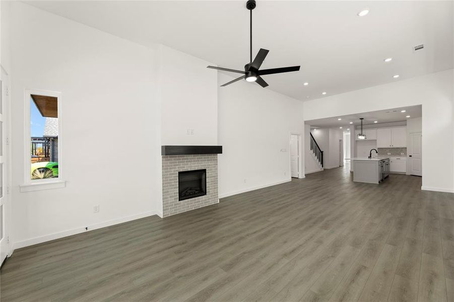 Spacious, unfurnished interior of a new home in Willow Grove, Melissa (Image 13). Spacious, unfurnished interior of a new home in Willow Grove, Melissa (Image 13).
