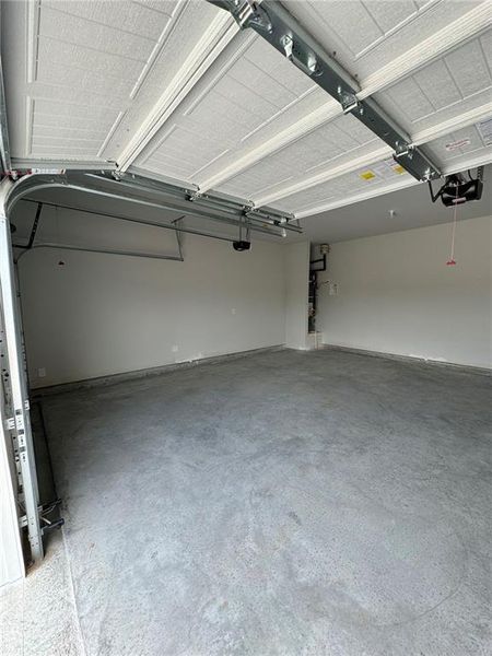 Spacious, unfurnished interior of a new home in , Dawsonville (Image 21).