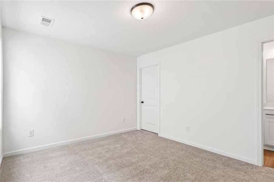 Spacious, unfurnished interior of a new home in Arbors at Richland Creek, Buford (Image 14). Spacious, unfurnished interior of a new home in Arbors at Richland Creek, Buford (Image 14).