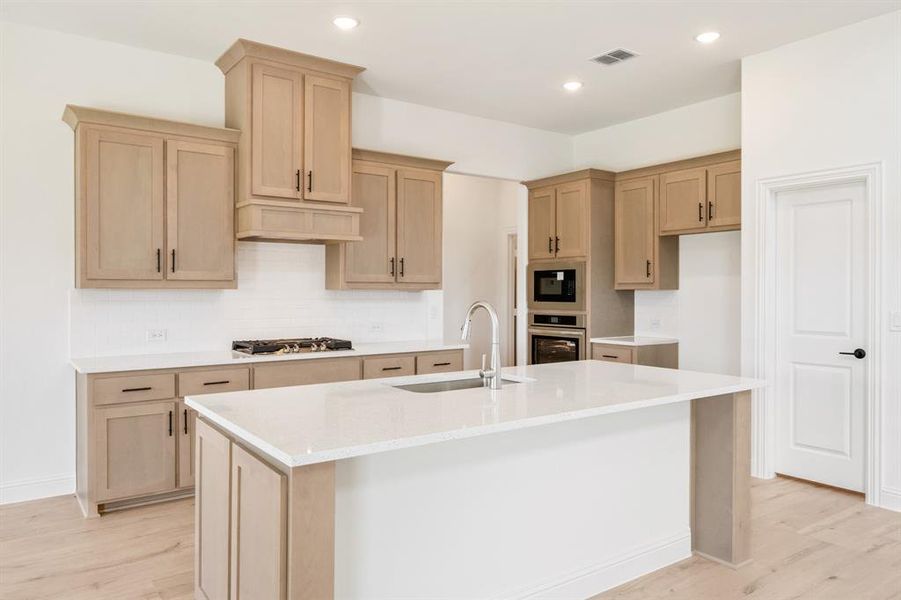 Furnished interior view inside a new home in Terracina, Rockwall (Image 7). Furnished interior view inside a new home in Terracina, Rockwall (Image 7).