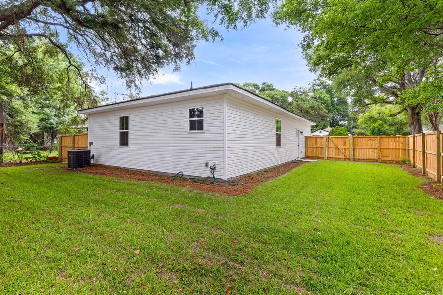 Exterior details and patio area of a home in , North Charleston (Image 29).