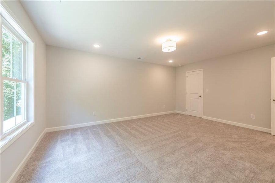 Spacious, unfurnished interior of a new home in River Walk Place, Lawrenceville (Image 43).