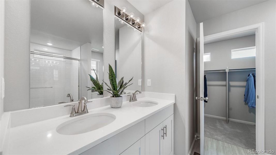 Image 37 of a home in .