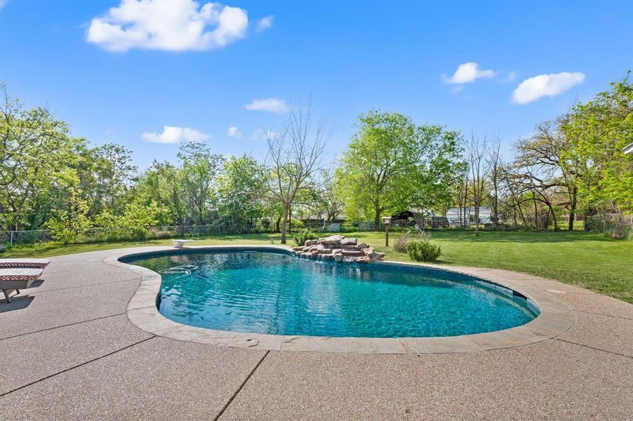 Community amenities in , Weatherford (Image 17).