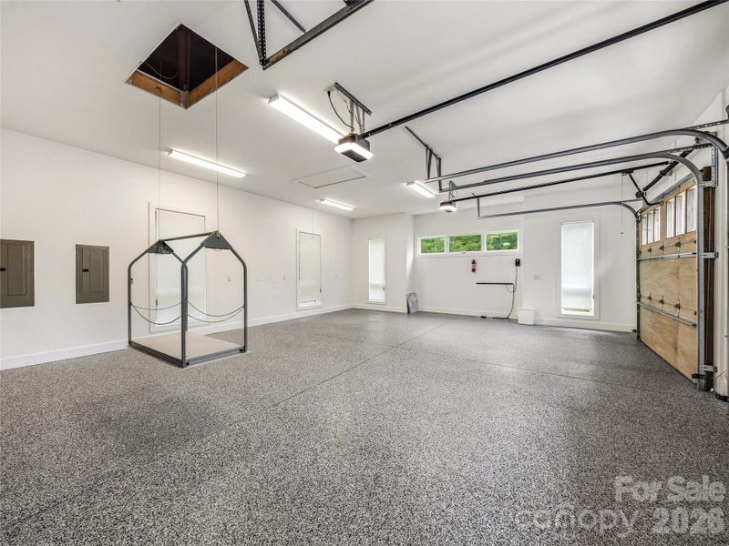Spacious, unfurnished interior of a new home in , Arden (Image 29).
