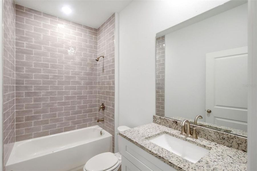Furnished interior view inside a new home in , Eustis (Image 14).