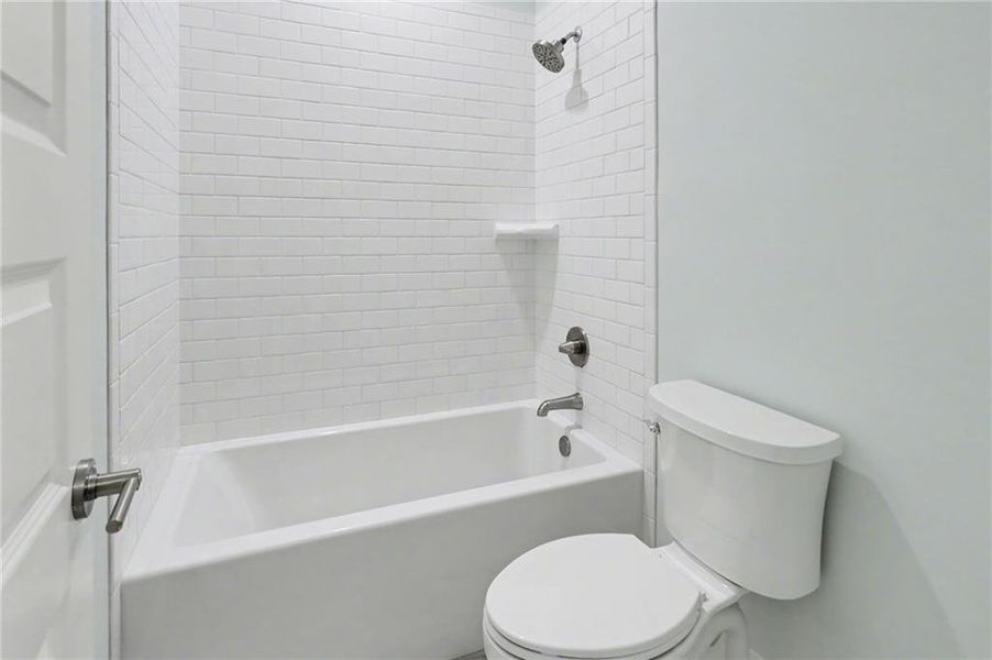 Furnished interior view inside a new home in , Clarkesville (Image 41).