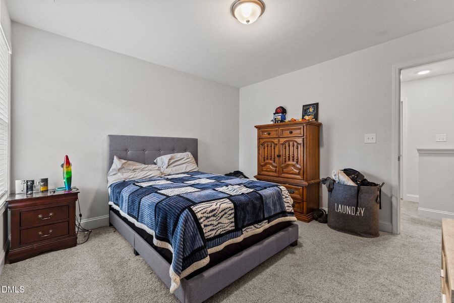 21-web-or-mls-AZ3A9076