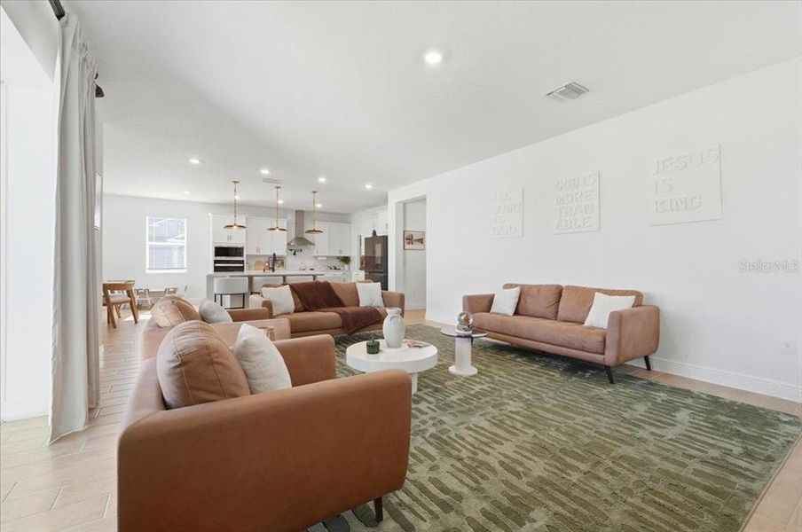Furnished interior view inside a new home in Hills of Minneola, Minneola (Image 11).