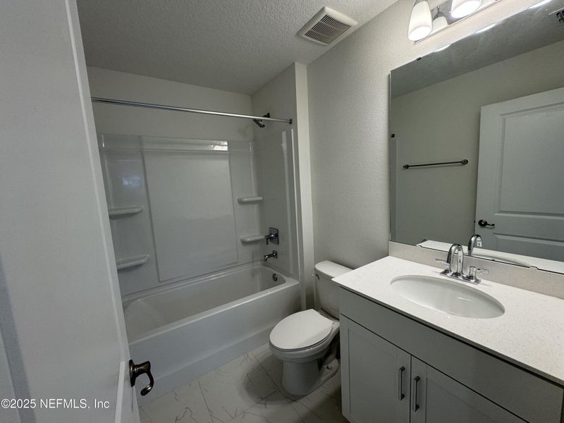 Furnished interior view inside a new home in Hyland Trail, Green Cove Springs (Image 8).
