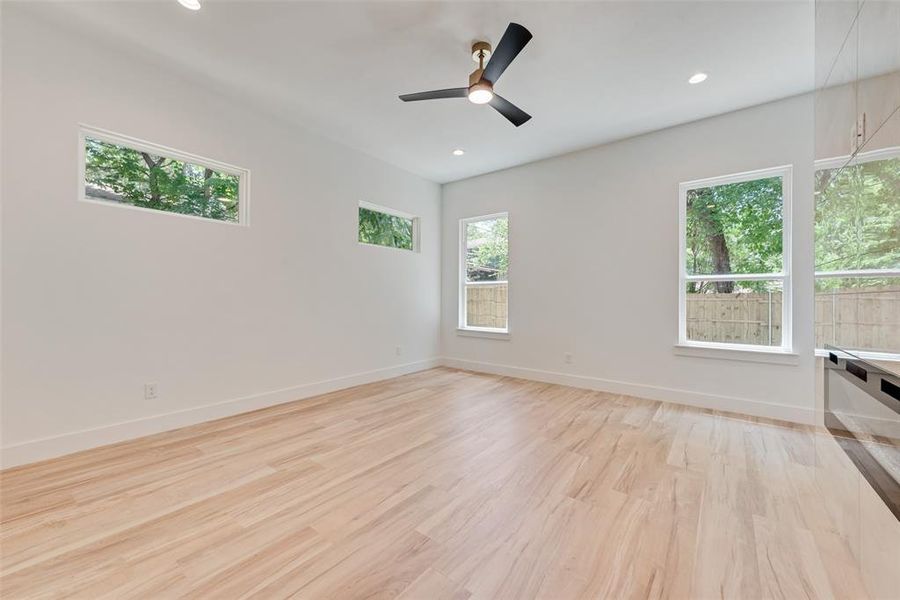 Spacious, unfurnished interior of a new home in , Dallas (Image 23).