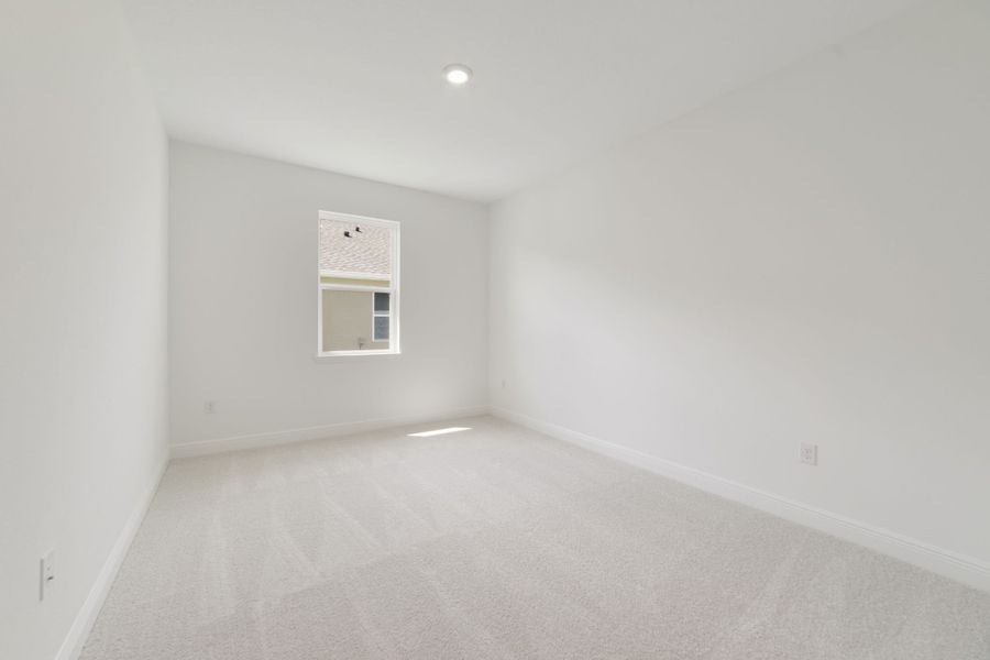 Spacious, unfurnished interior of a new home in Acuera Estates, Apopka (Image 21).
