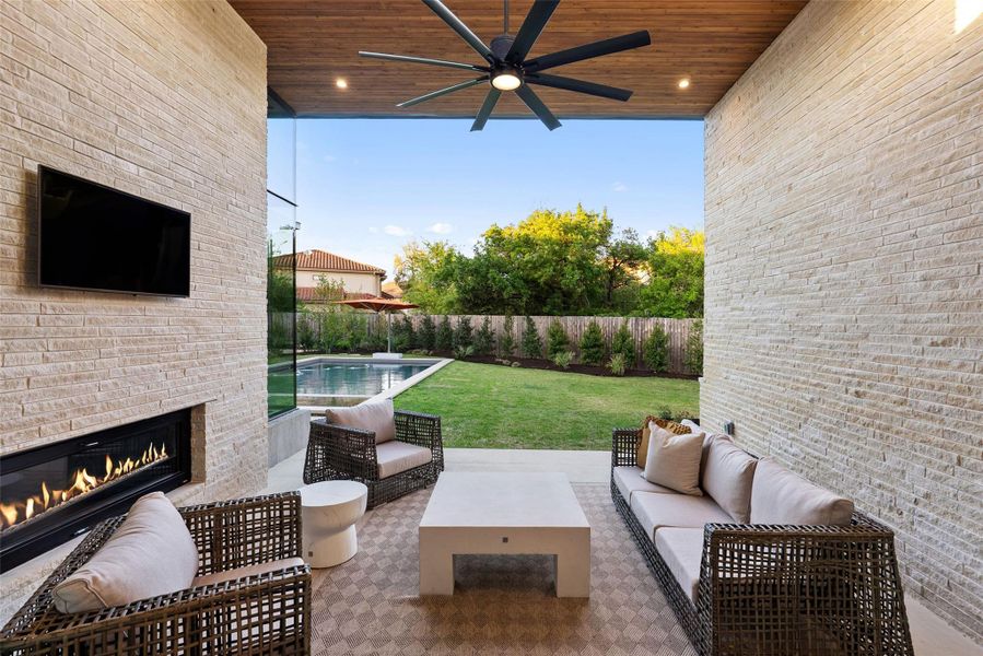 Exterior details and patio area of a home in , Austin (Image 26).