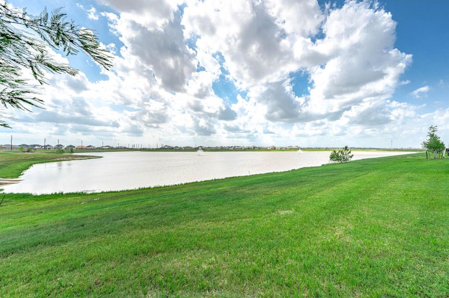 Image 35 of a home in Sunterra 60ft. Image 35 of a home in Sunterra 60ft.