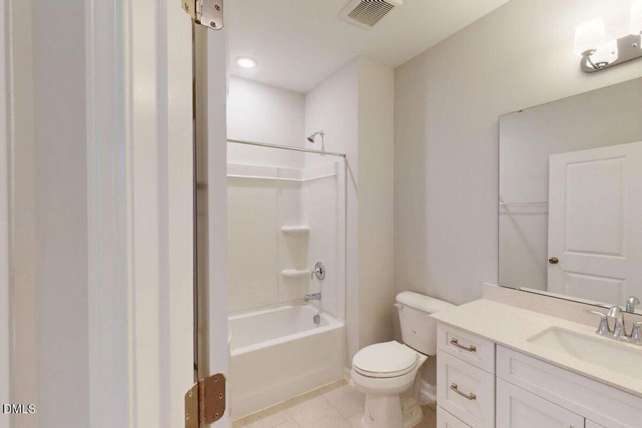 3986918_50034 3986918_50034