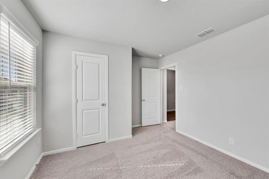 Spacious, unfurnished interior of a new home in Verandah, Royse City (Image 36). Spacious, unfurnished interior of a new home in Verandah, Royse City (Image 36).