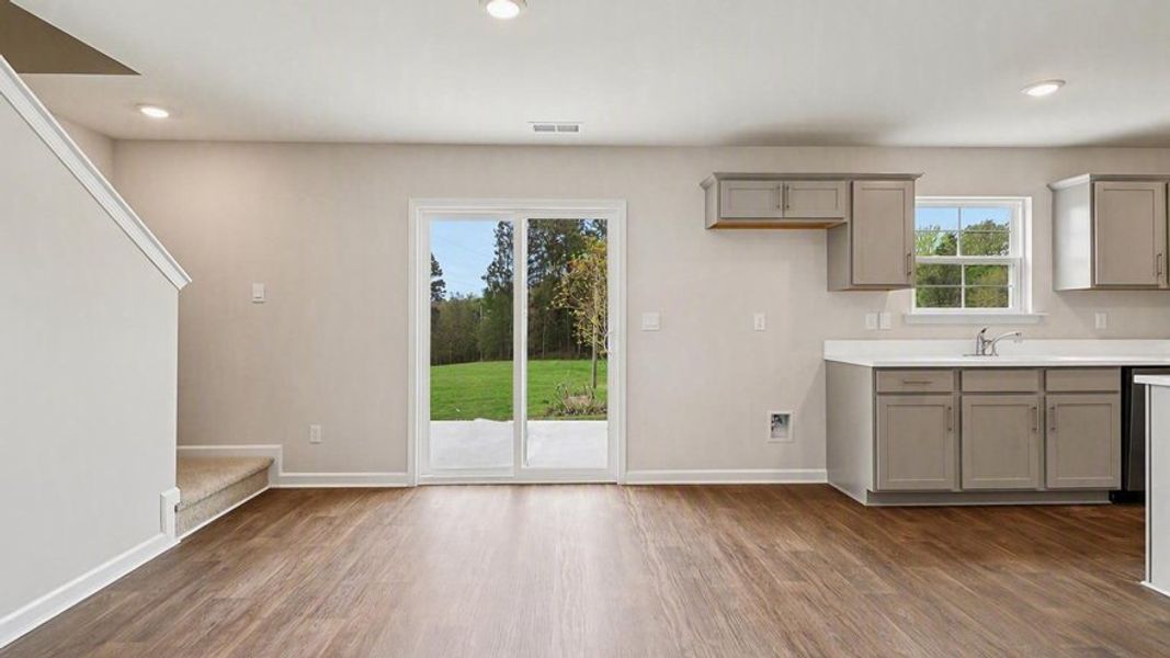 Spacious, unfurnished interior of a new home in Grand Oaks, Columbia (Image 9). Spacious, unfurnished interior of a new home in Grand Oaks, Columbia (Image 9).