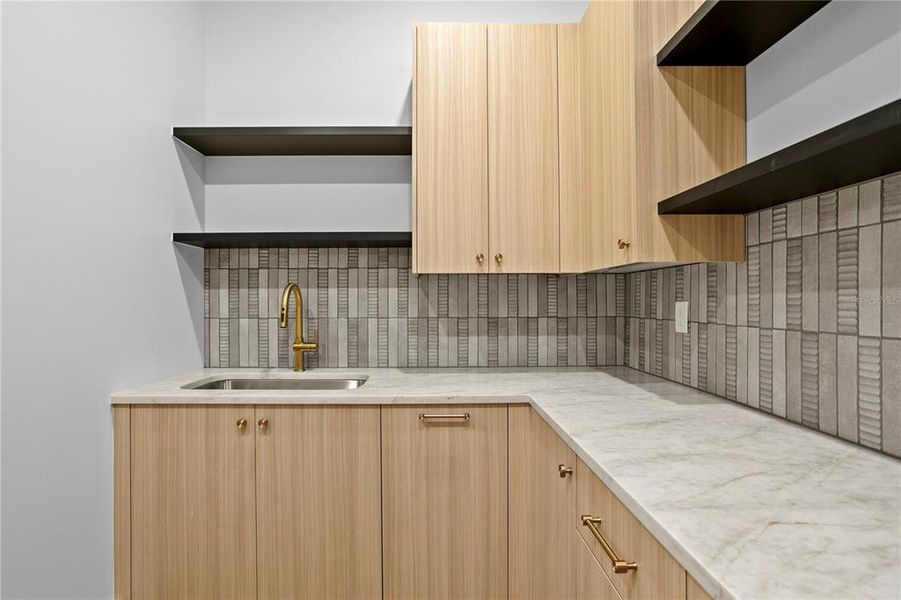 Close-up of interior finishes inside a home in , Tampa (Image 22). Close-up of interior finishes inside a home in , Tampa (Image 22).