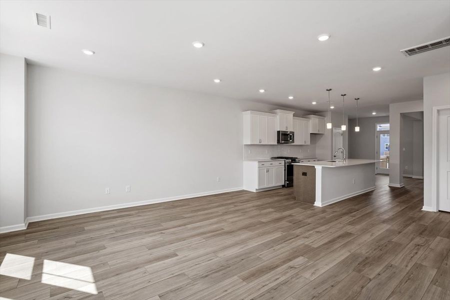 Spacious, unfurnished interior of a new home in Sweetbrier, Durham (Image 18).