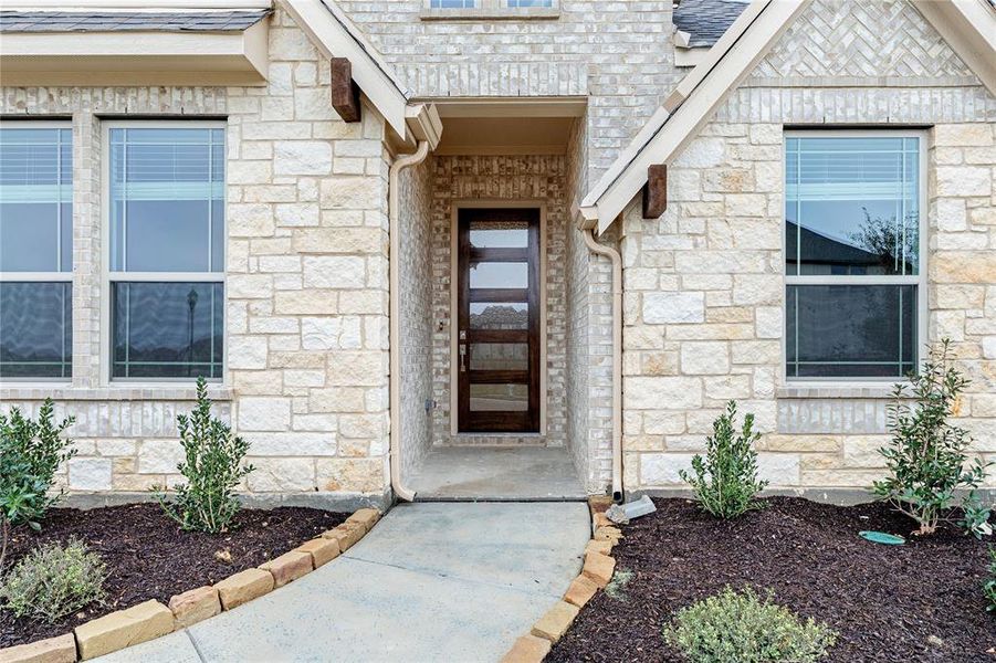Exterior details and patio area of a home in Somerset Classic 70s & 80s, Mansfield (Image 21). Exterior details and patio area of a home in Somerset Classic 70s & 80s, Mansfield (Image 21).