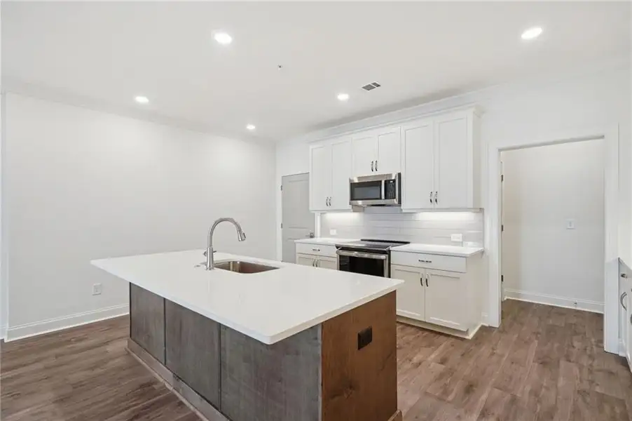 Furnished interior view inside a new home in , Peachtree Corners (Image 3).