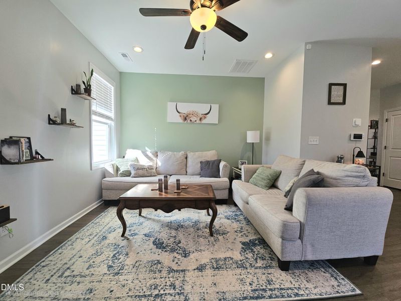 20251110_112616(1) 20251110_112616(1)