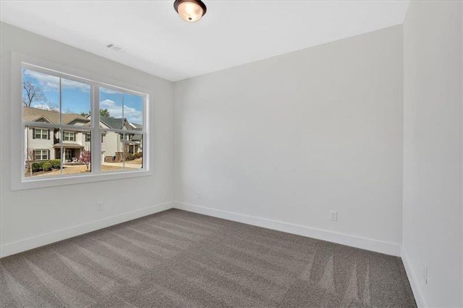 Spacious, unfurnished interior of a new home in , Dallas (Image 16).