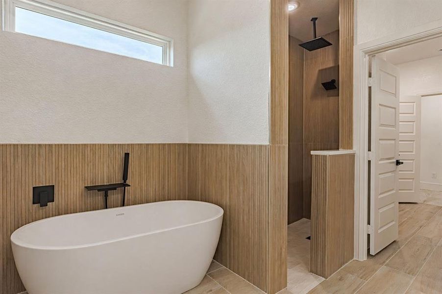 Furnished interior view inside a new home in , Granbury (Image 5).