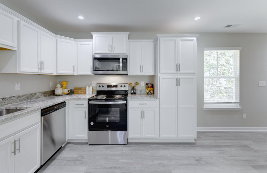 Furnished interior view inside a new home in , Walterboro (Image 10).