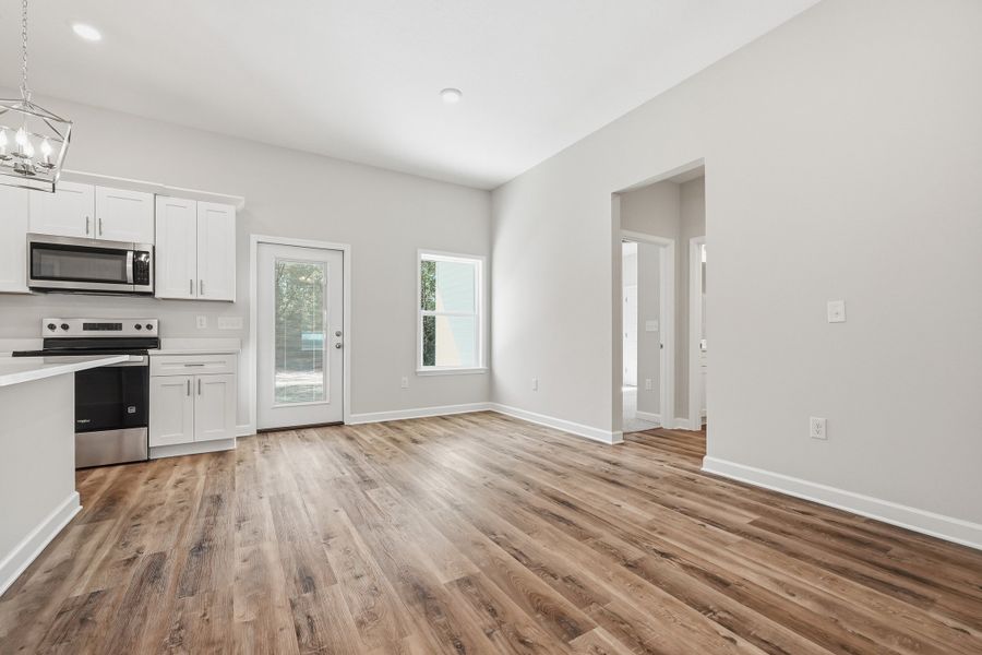 Spacious, unfurnished interior of a new home in , Crestview (Image 34).