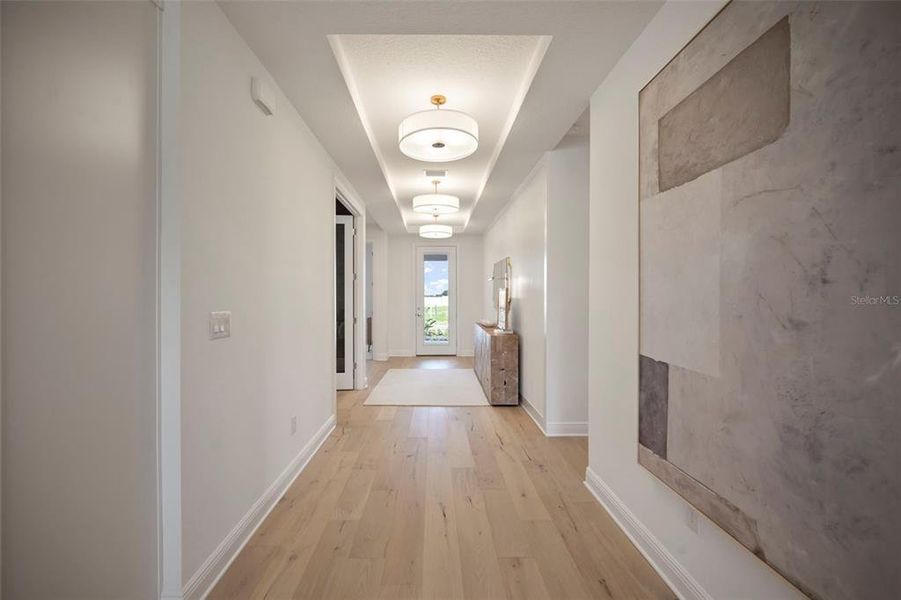 Spacious, unfurnished interior of a new home in Fieldstone, Plant City (Image 13).