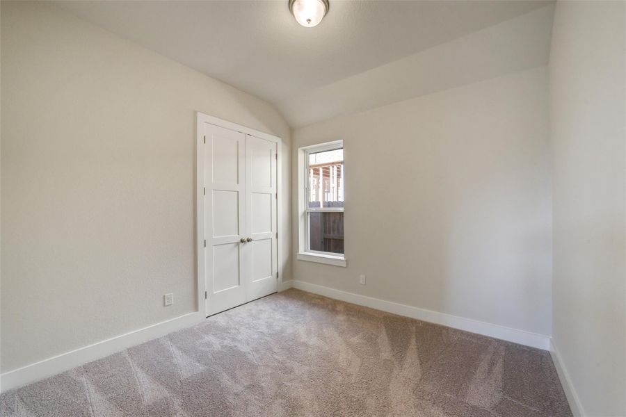 Spacious, unfurnished interior of a new home in Sunterra, Katy (Image 35).