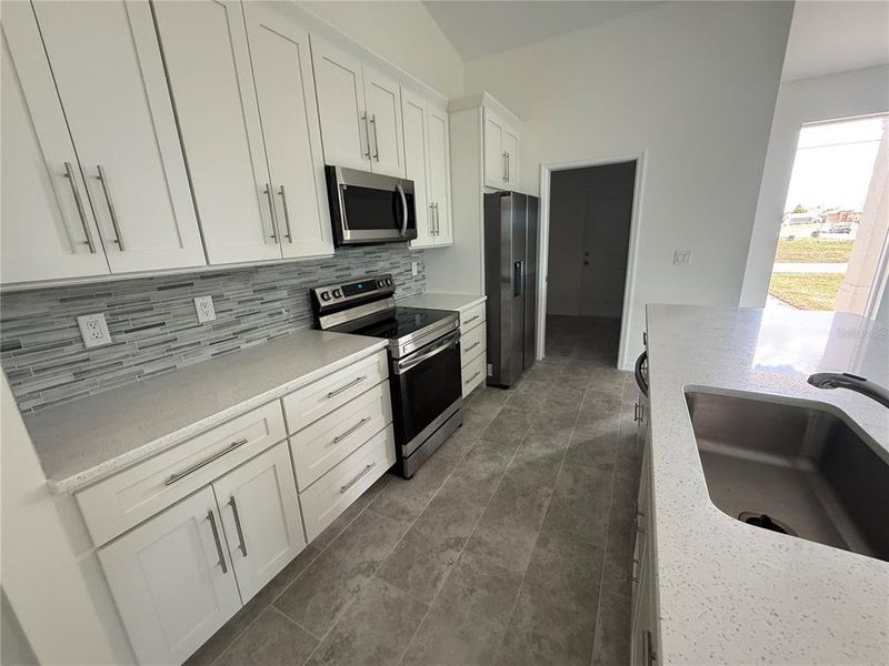 Furnished interior view inside a new home in , Cape Coral (Image 5).